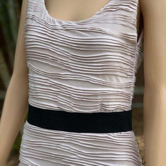 H&M Blush Dress (Fits Size 2 or 4) Vintage - Picture 9 of 10